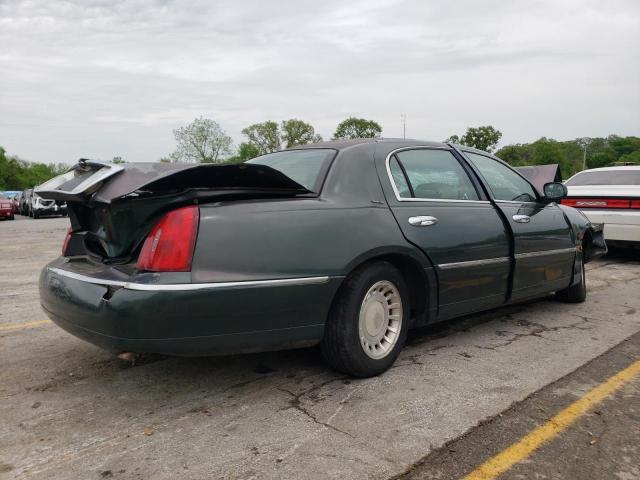 Photo 2 VIN: 1LNHM81W8YY898249 - LINCOLN TOWNCAR 