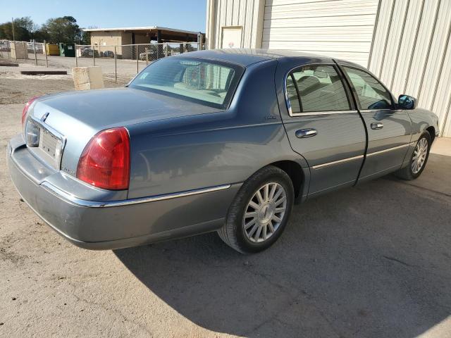 Photo 2 VIN: 1LNHM81W93Y645563 - LINCOLN TOWNCAR 