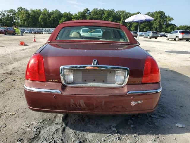 Photo 5 VIN: 1LNHM81W94Y633138 - LINCOLN TOWN CAR E 