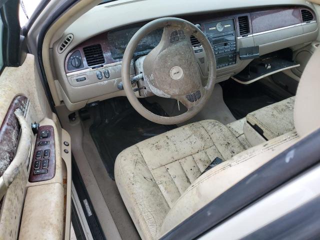 Photo 7 VIN: 1LNHM81W94Y677804 - LINCOLN TOWN CAR E 