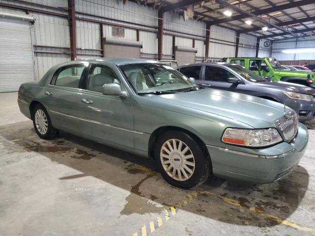 Photo 3 VIN: 1LNHM81W95Y611299 - LINCOLN TOWN CAR S 