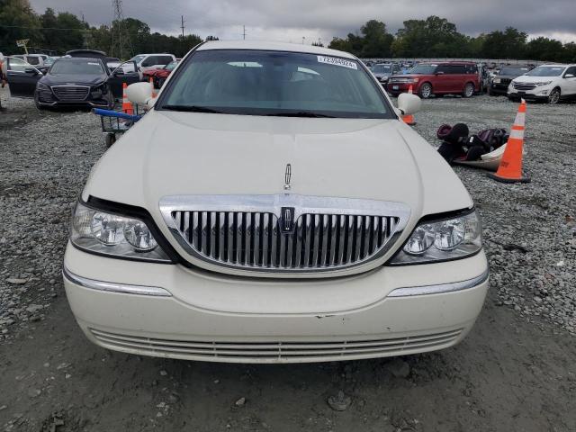 Photo 4 VIN: 1LNHM81W96Y602815 - LINCOLN TOWN CAR S 