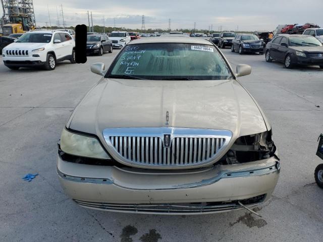 Photo 4 VIN: 1LNHM81W96Y602832 - LINCOLN TOWN CAR S 