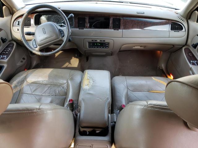 Photo 7 VIN: 1LNHM81W9YY938225 - LINCOLN TOWN CAR E 