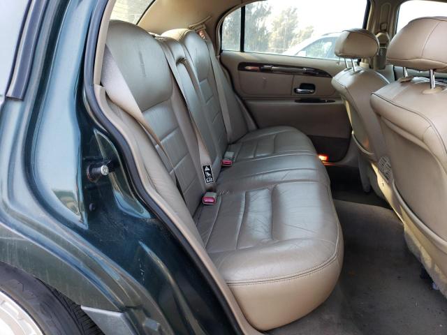 Photo 9 VIN: 1LNHM81W9YY938225 - LINCOLN TOWN CAR E 