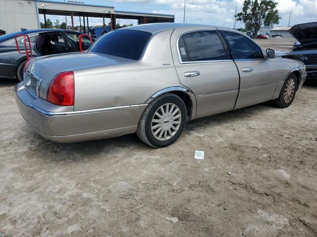 Photo 2 VIN: 1LNHM81WX3Y610367 - LINCOLN TOWN CAR E 