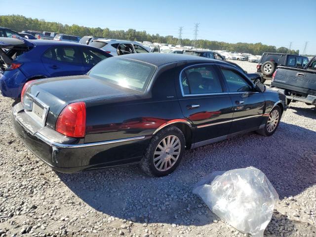 Photo 2 VIN: 1LNHM81WX3Y626424 - LINCOLN TOWN CAR E 