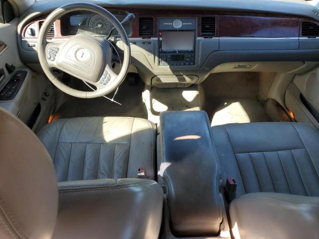 Photo 7 VIN: 1LNHM81WX3Y626424 - LINCOLN TOWN CAR E 