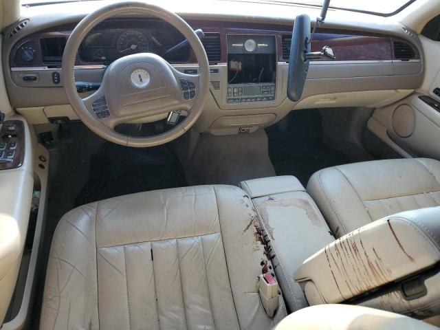 Photo 7 VIN: 1LNHM81WX4Y634797 - LINCOLN TOWN CAR E 