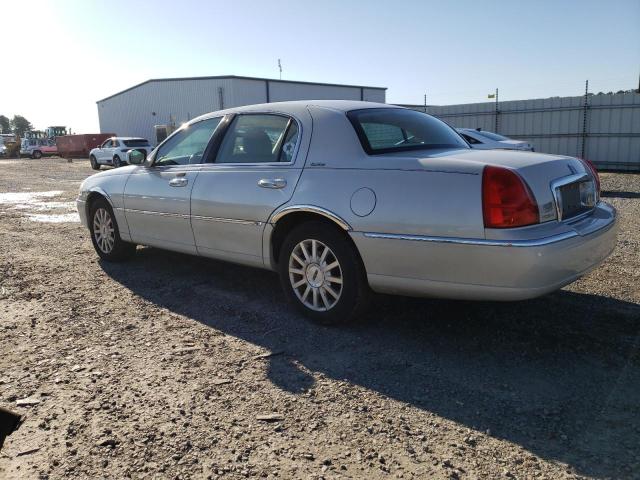 Photo 1 VIN: 1LNHM81WX6Y606825 - LINCOLN TOWNCAR 