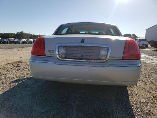 Photo 5 VIN: 1LNHM81WX6Y606825 - LINCOLN TOWNCAR 