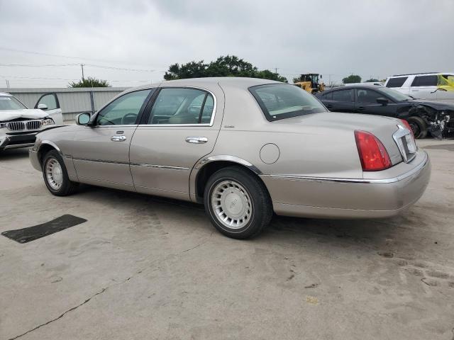 Photo 1 VIN: 1LNHM81WXYY935575 - LINCOLN TOWNCAR 