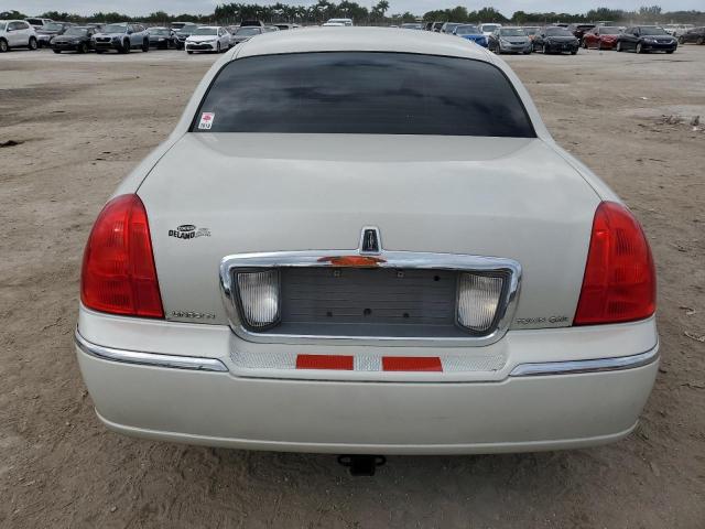 Photo 5 VIN: 1LNHM82V16Y616052 - LINCOLN TOWNCAR 