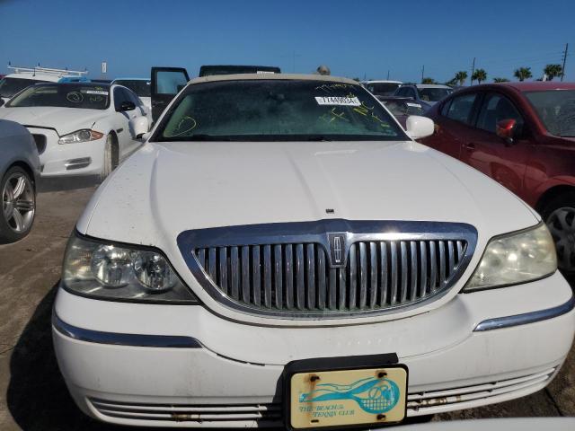 Photo 4 VIN: 1LNHM82V16Y622322 - LINCOLN TOWN CAR S 