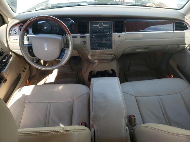 Photo 7 VIN: 1LNHM82V17Y608700 - LINCOLN TOWNCAR 