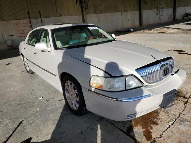 Photo 3 VIN: 1LNHM82V27Y602310 - LINCOLN TOWNCAR 