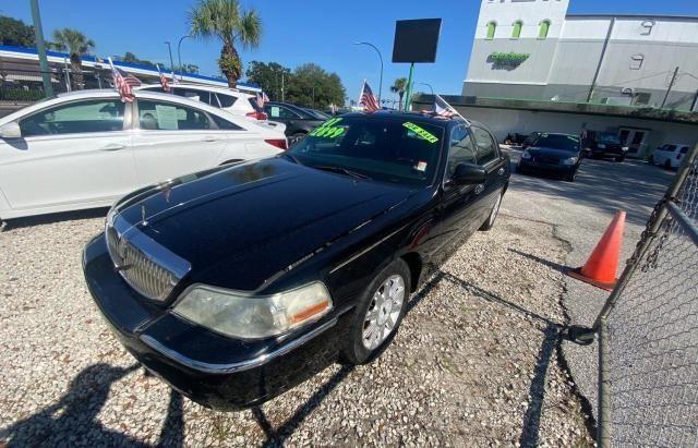 Photo 1 VIN: 1LNHM82V27Y620810 - LINCOLN TOWN CAR S 