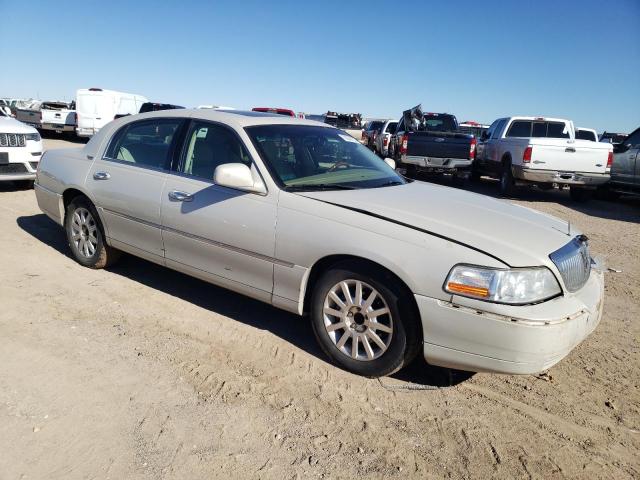 Photo 3 VIN: 1LNHM82V37Y623019 - LINCOLN TOWNCAR 