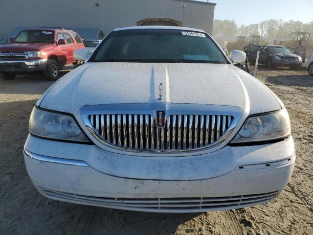 Photo 4 VIN: 1LNHM82V37Y623361 - LINCOLN TOWNCAR 