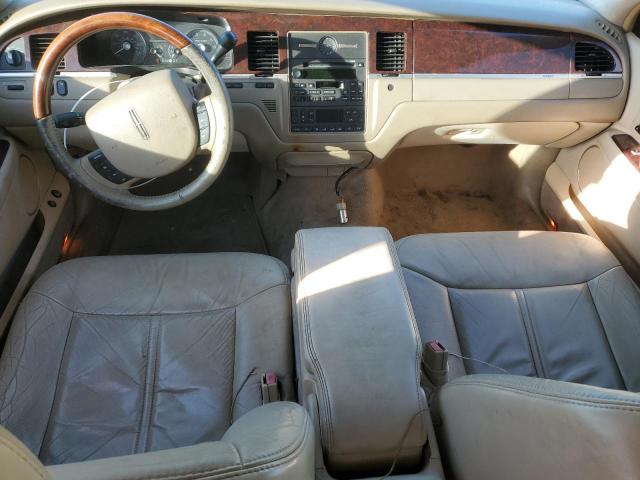 Photo 7 VIN: 1LNHM82V37Y623361 - LINCOLN TOWNCAR 