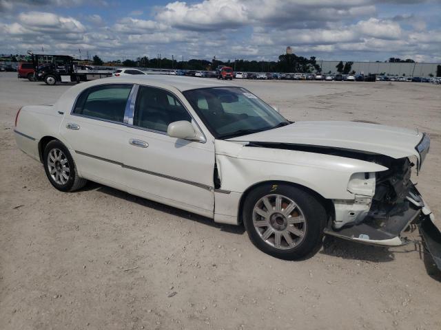 Photo 3 VIN: 1LNHM82V46Y619589 - LINCOLN TOWNCAR 