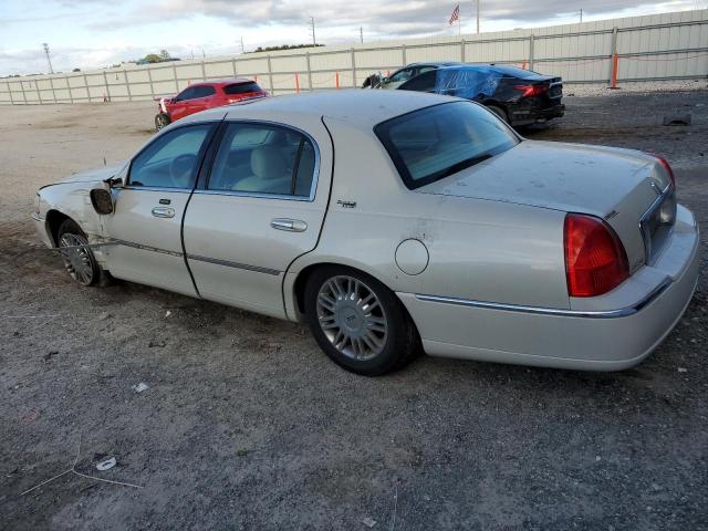 Photo 1 VIN: 1LNHM82V67Y617697 - LINCOLN TOWNCAR 