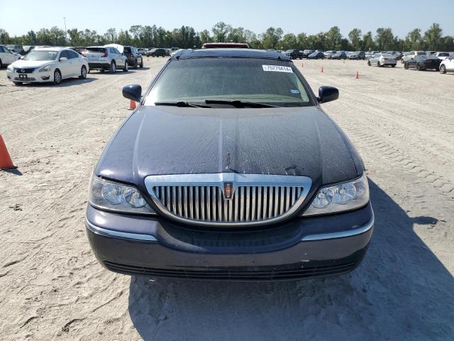 Photo 4 VIN: 1LNHM82V97Y600733 - LINCOLN TOWN CAR S 