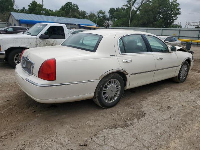 Photo 2 VIN: 1LNHM82VX7Y604466 - LINCOLN TOWNCAR 