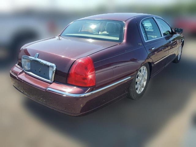 Photo 2 VIN: 1LNHM82VX7Y605438 - LINCOLN TOWNCAR 