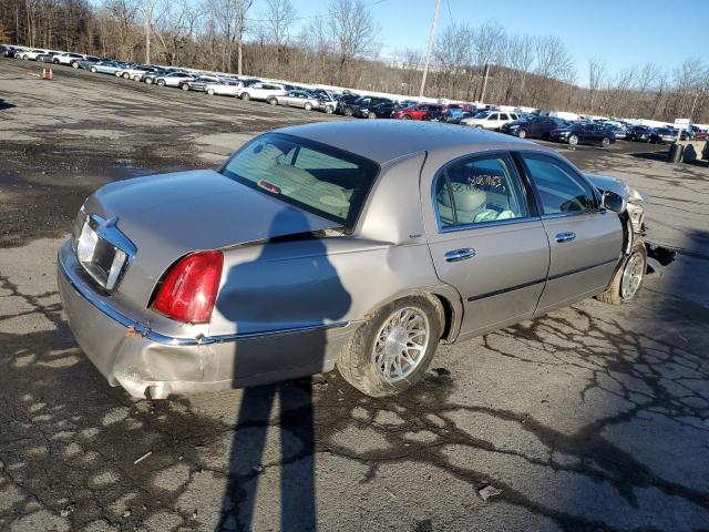 Photo 2 VIN: 1LNHM82W01Y706925 - LINCOLN TOWNCAR 