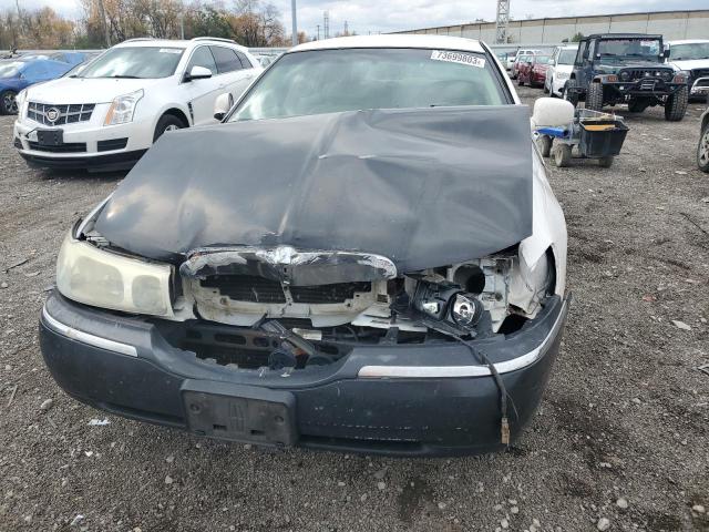 Photo 4 VIN: 1LNHM82W01Y731954 - LINCOLN TOWNCAR 