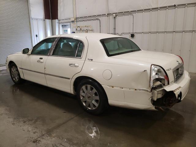 Photo 1 VIN: 1LNHM82W05Y653052 - LINCOLN TOWNCAR 