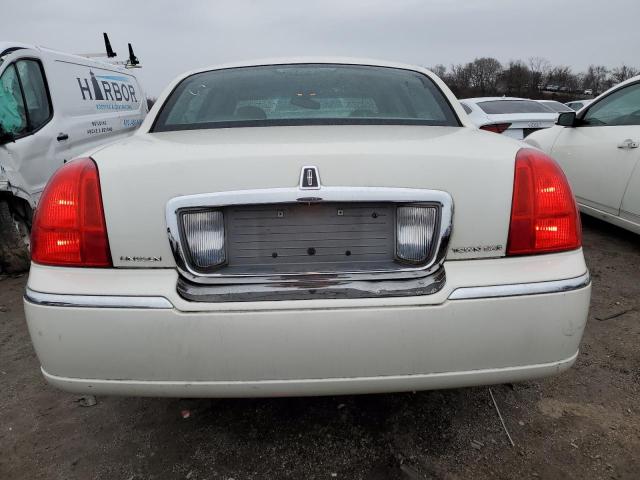 Photo 5 VIN: 1LNHM82W06Y646121 - LINCOLN TOWNCAR 