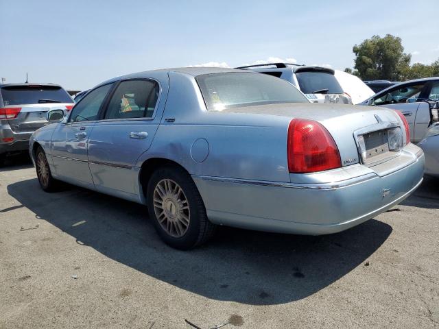 Photo 1 VIN: 1LNHM82W07Y606820 - LINCOLN TOWN CAR S 