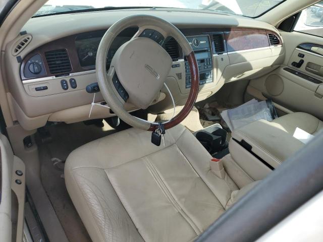 Photo 7 VIN: 1LNHM82W07Y613556 - LINCOLN TOWN CAR S 