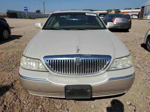 Photo 4 VIN: 1LNHM82W15Y647504 - LINCOLN TOWNCAR 