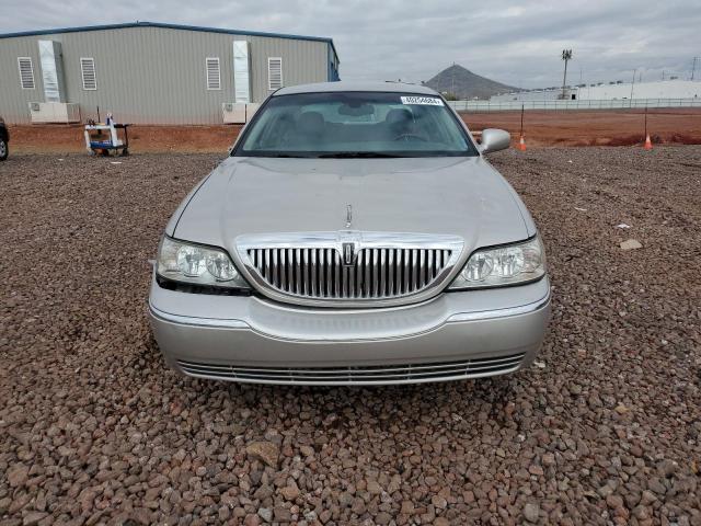 Photo 4 VIN: 1LNHM82W15Y671432 - LINCOLN TOWNCAR 