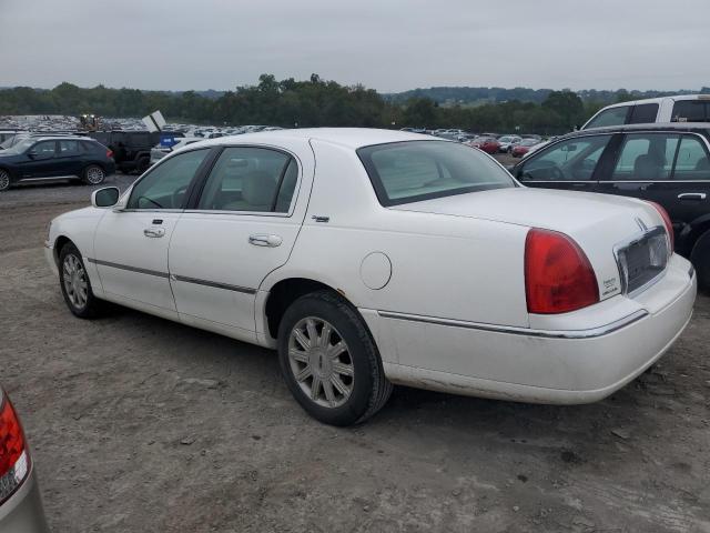 Photo 1 VIN: 1LNHM82W16Y632390 - LINCOLN TOWN CAR S 