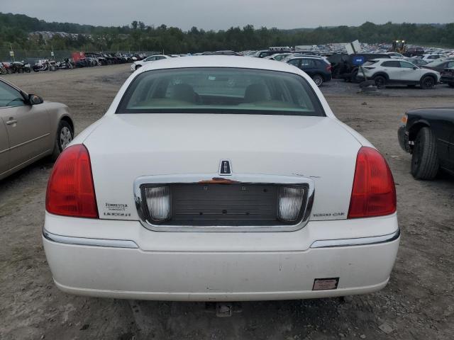 Photo 5 VIN: 1LNHM82W16Y632390 - LINCOLN TOWN CAR S 