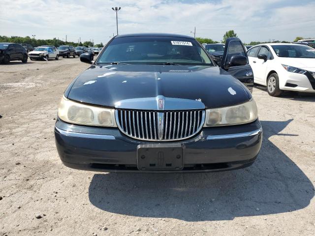 Photo 4 VIN: 1LNHM82W1XY686175 - LINCOLN TOWNCAR 