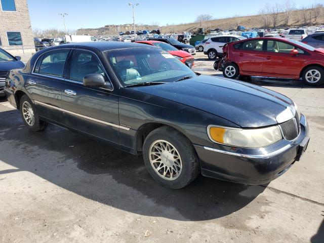 Photo 3 VIN: 1LNHM82W21Y695443 - LINCOLN TOWNCAR 