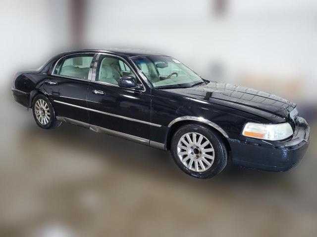 Photo 3 VIN: 1LNHM82W23Y684607 - LINCOLN TOWNCAR 