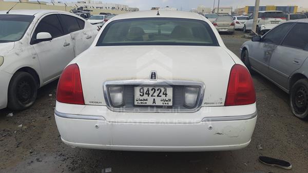 Photo 6 VIN: 1LNHM82W25Y663727 - LINCOLN TOWN CAR 