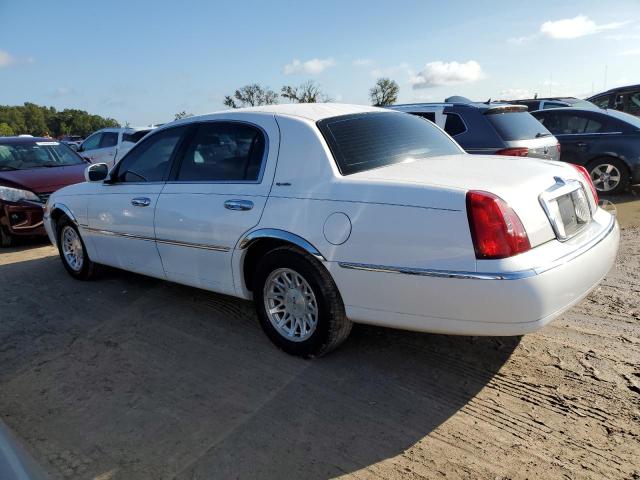 Photo 1 VIN: 1LNHM82W2XY615874 - LINCOLN TOWN CAR S 