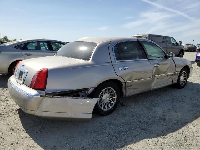 Photo 2 VIN: 1LNHM82W32Y625838 - LINCOLN TOWNCAR 