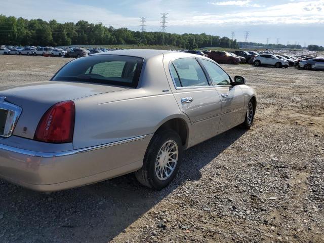 Photo 2 VIN: 1LNHM82W32Y654403 - LINCOLN TOWNCAR 