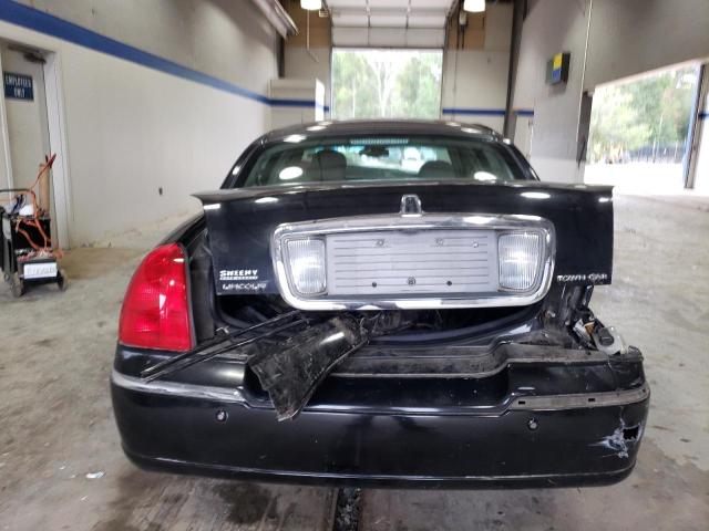 Photo 5 VIN: 1LNHM82W35Y627402 - LINCOLN TOWN CAR S 