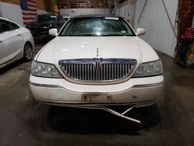 Photo 4 VIN: 1LNHM82W37Y609016 - LINCOLN TOWNCAR 