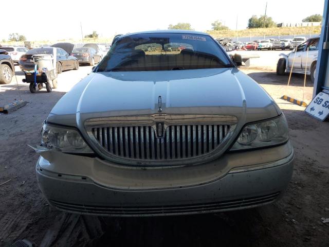 Photo 4 VIN: 1LNHM82W37Y629430 - LINCOLN TOWN CAR S 