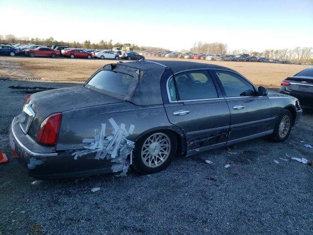 Photo 2 VIN: 1LNHM82W3XY626012 - LINCOLN TOWN CAR 